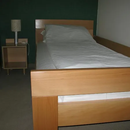 Konak Dedinje 3* Belgrad